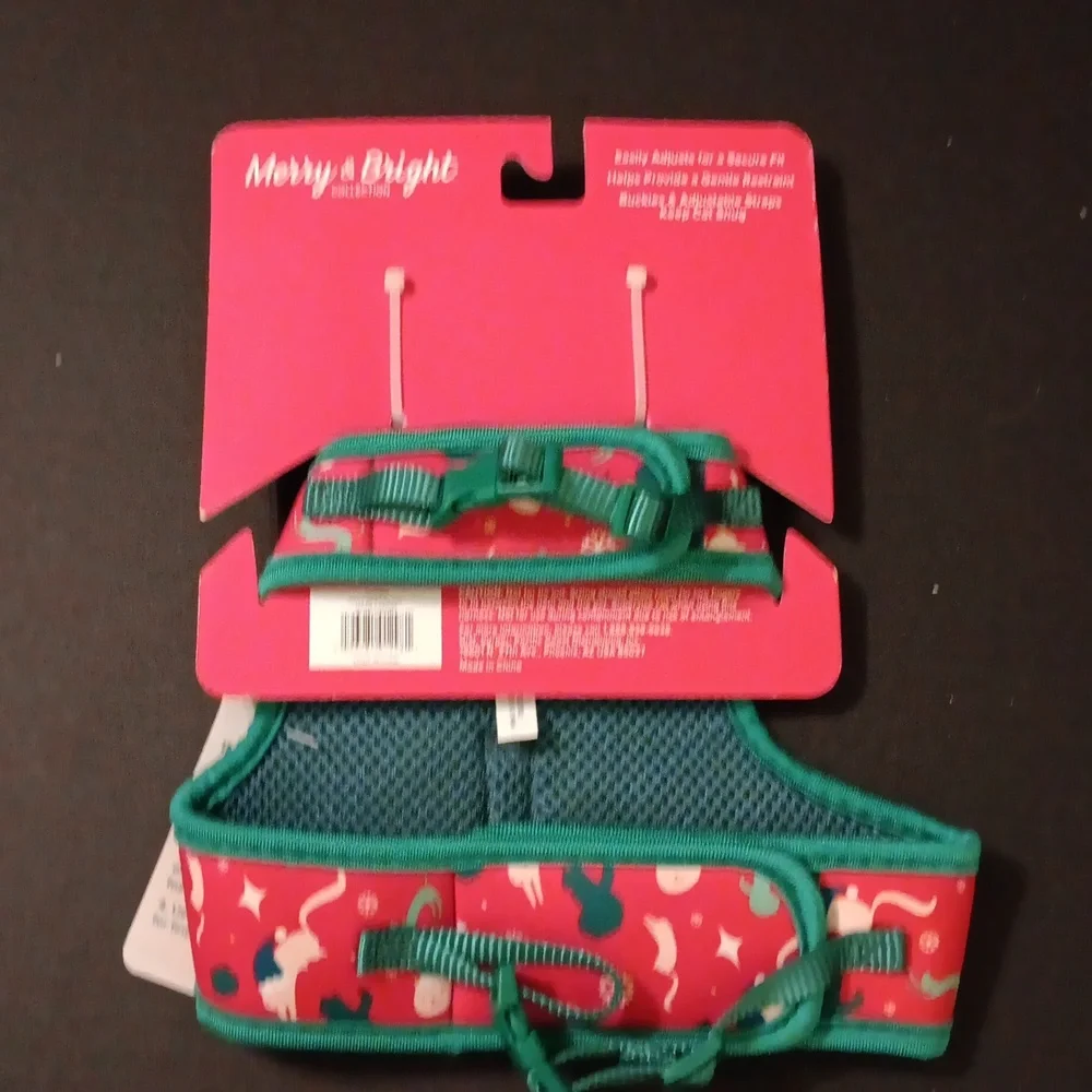 Cat vest harness and leash set Christmas theme